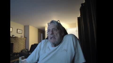 Snapshot of cjscout chatting on December 2024 07:47:02 AM cjscout online show from December 2024 07:47:02 AM