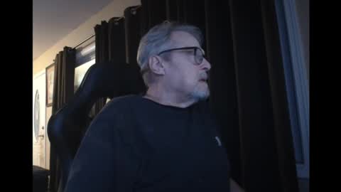 Snapshot of cjscout chatting on December 2024 07:54:02 AM cjscout online show from December 2024 07:54:02 AM