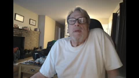 Snapshot of cjscout chatting on January 2025 08:04:01 AM cjscout online show from January 2025 08:04:01 AM