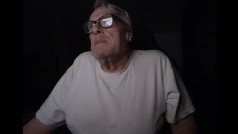 Snapshot of cjscout chatting on February 2025 08:24:02 AM cjscout online show from February 2025 08:24:02 AM