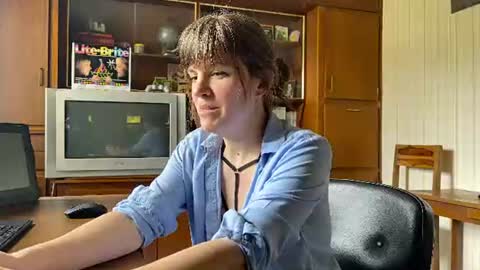 Claire Moulin online show from July 2026 11:24:02 AM