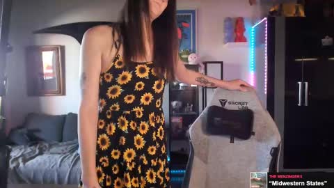 Clairedelilah online show from February 2025 08:09:01 PM