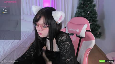 Claire Faers online show from December 2024 09:24:01 AM