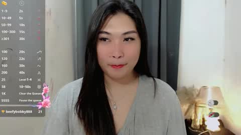 CLAIRE online show from November 2025 02:38:02 PM