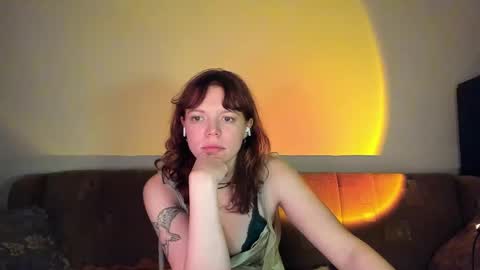 Snapshot of clancyosbourne chatting on December 2024 10:02:02 PM Clancy online show from December 2024 10:02:02 PM