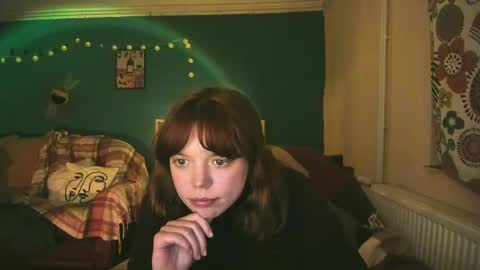 Snapshot of clancyosbourne chatting on February 2025 09:58:01 PM Clancy online show from February 2025 09:58:01 PM