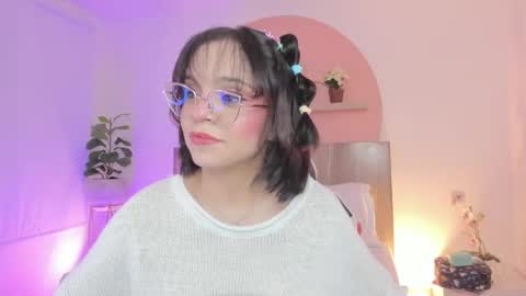 C L A R A online show from April 2026 03:24:01 AM