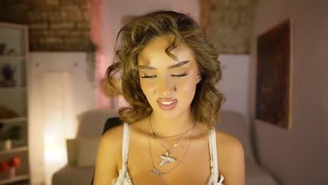 Clara smile online show from March 2025 08:20:02 PM