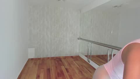 Clara  online show from December 2024 03:15:01 AM