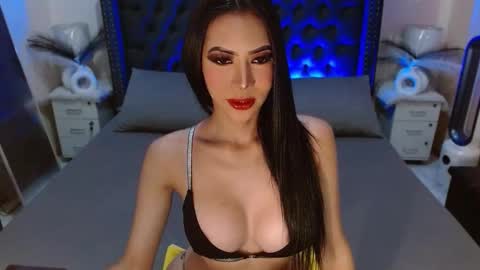 Snapshot of clarathewarrior chatting on October 2025 11:21:02 PM clara online show from October 2025 11:21:02 PM