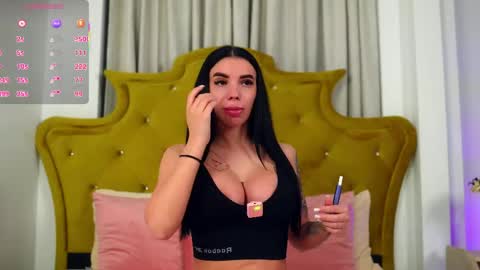 Snapshot of classybarby__ chatting on June 2026 02:12:01 AM Velma online show from June 2026 02:12:01 AM