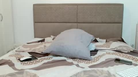 Snapshot of claudiacoxxx chatting on February 2025 07:08:02 PM claudiacoxxx online show from February 2025 07:08:02 PM