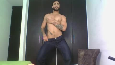 Snapshot of claybrown_ chatting on May 2026 01:51:02 PM Clay online show from May 2026 01:51:02 PM