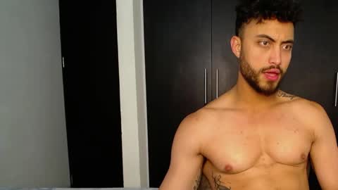 Snapshot of claybrown_ chatting on June 2026 01:13:01 PM Clay online show from June 2026 01:13:01 PM