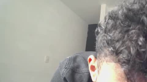 Snapshot of claybrown_ chatting on June 2026 12:19:01 PM Clay online show from June 2026 12:19:01 PM