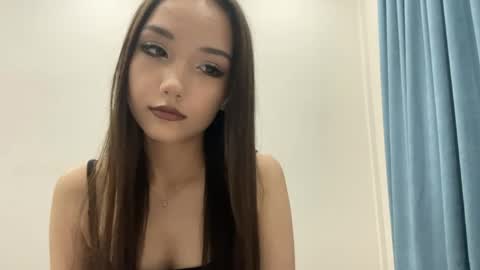 Snapshot of clementinecampion chatting on May 2026 04:47:02 PM Viki online show from May 2026 04:47:02 PM