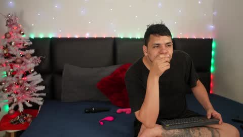 Girl Juliana and Federico online show from January 2025 05:35:02 AM