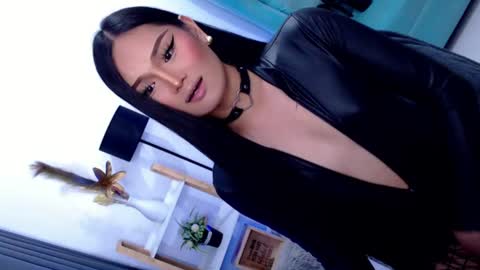 Cleo online show from June 2026 07:19:01 PM
