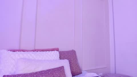 . Cleo Jhonson . online show from January 2025 07:49:02 AM