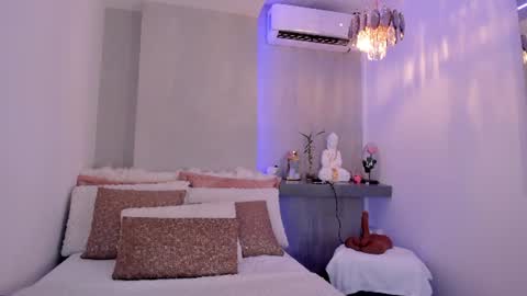 . Cleo Jhonson . online show from June 2026 04:37:01 AM