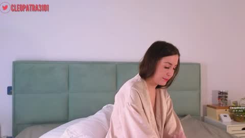 Cleopatra online show from November 2025 10:04:01 AM