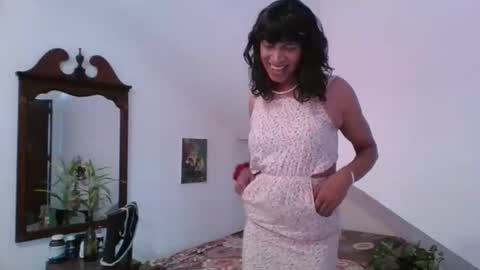 Snapshot of cleopatra71 chatting on May 2026 04:50:01 AM Cleopatra online show from May 2026 04:50:01 AM