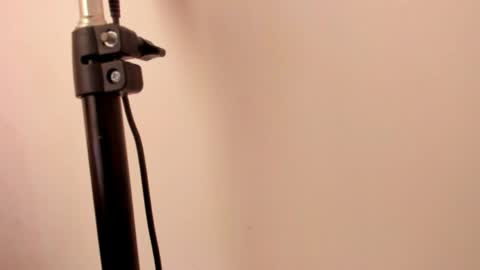 Cleopatra online show from April 2026 06:44:02 PM