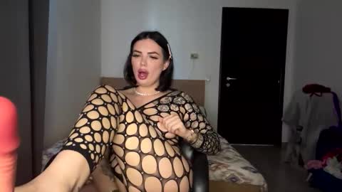 Snapshot of cleopatrasky chatting on November 2025 11:21:02 AM cleopatrasky online show from November 2025 11:21:02 AM