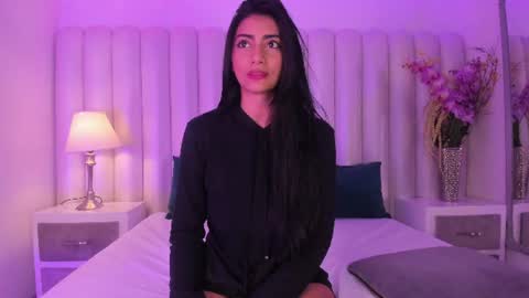 Snapshot of cleosteele_ chatting on June 2026 08:01:01 AM CleoSteele online show from June 2026 08:01:01 AM