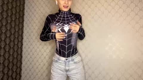 Cleo online show from February 2026 06:13:02 PM