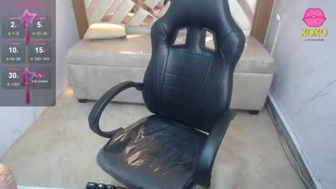 Clhoe online show from March 2026 08:23:01 PM