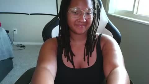 Snapshot of clioenchants chatting on July 2026 10:22:01 PM High Queen Clio online show from July 2026 10:22:01 PM