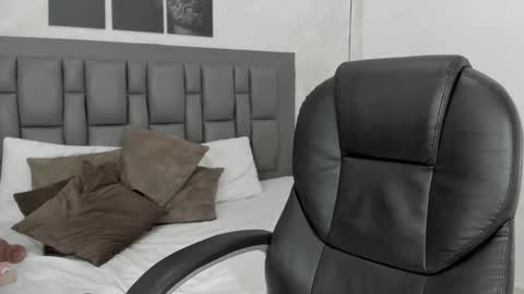 Snapshot of cloe_amazingg chatting on December 2024 08:07:01 PM Cloe online show from December 2024 08:07:01 PM