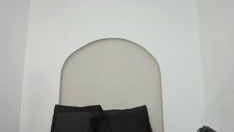 Snapshot of cloe_amazingg chatting on December 2025 04:25:01 PM Cloe online show from December 2025 04:25:01 PM