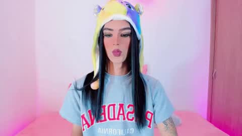 Snapshot of cloe_reminton_ chatting on March 2025 10:56:02 AM CLOE REMINTON online show from March 2025 10:56:02 AM