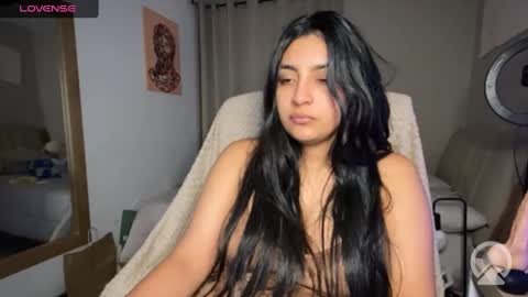 cloe small online show from September 2025 02:11:01 AM