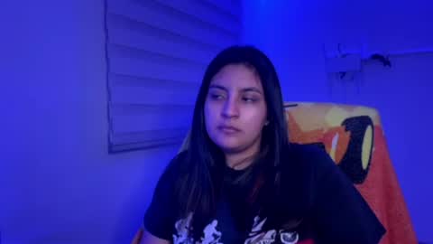 cloe small online show from July 2026 05:46:02 AM
