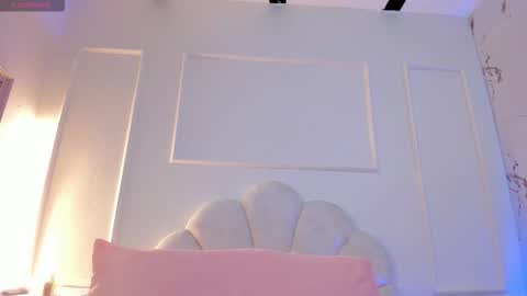 Snapshot of cloedurant chatting on February 2026 07:40:01 PM cloedurant online show from February 2026 07:40:01 PM