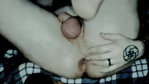 Snapshot of cloudty chatting on November 2025 05:21:01 AM Ty online show from November 2025 05:21:01 AM