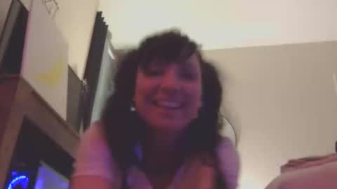 cloudy2025 online show from April 2026 02:03:01 AM