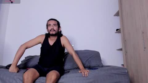 Snapshot of cloudy_pigdude chatting on March 2025 04:56:02 AM CRISTIAN online show from March 2025 04:56:02 AM