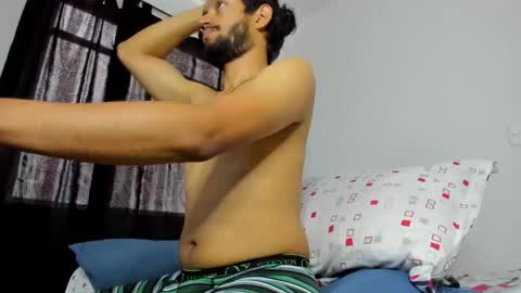 Snapshot of cloudy_pigdude chatting on October 2025 06:26:01 PM CRISTIAN online show from October 2025 06:26:01 PM