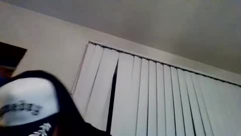 Snapshot of cloudyydayzz chatting on February 2026 09:00:02 AM tallhungandcloudy online show from February 2026 09:00:02 AM