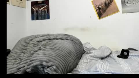 Snapshot of cloudyystarr666 chatting on October 2025 06:50:01 PM cloudyystarr666 online show from October 2025 06:50:01 PM