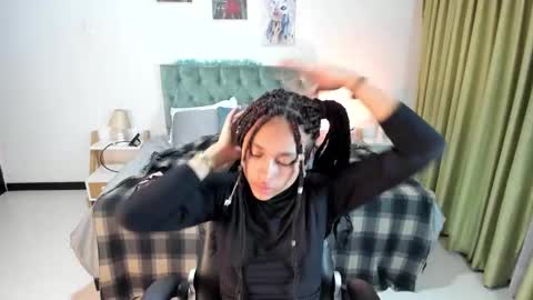 emely dolce online show from February 2025 03:27:01 AM