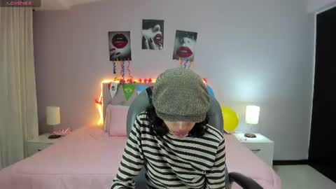 emely dolce online show from June 2026 03:31:02 AM