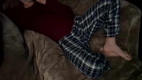 Snapshot of clydeninethousand chatting on October 2025 12:49:02 PM clydeninethousand online show from October 2025 12:49:02 PM