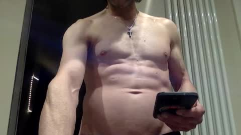 cmiller19221010 online show from March 2026 11:33:01 PM