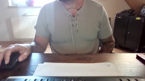 Snapshot of cock4onenight chatting on September 2025 09:09:01 AM cock4onenight online show from September 2025 09:09:01 AM