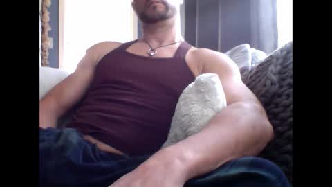 Snapshot of cockringat5280ft chatting on February 2025 05:16:01 PM cockringat5280ft online show from February 2025 05:16:01 PM